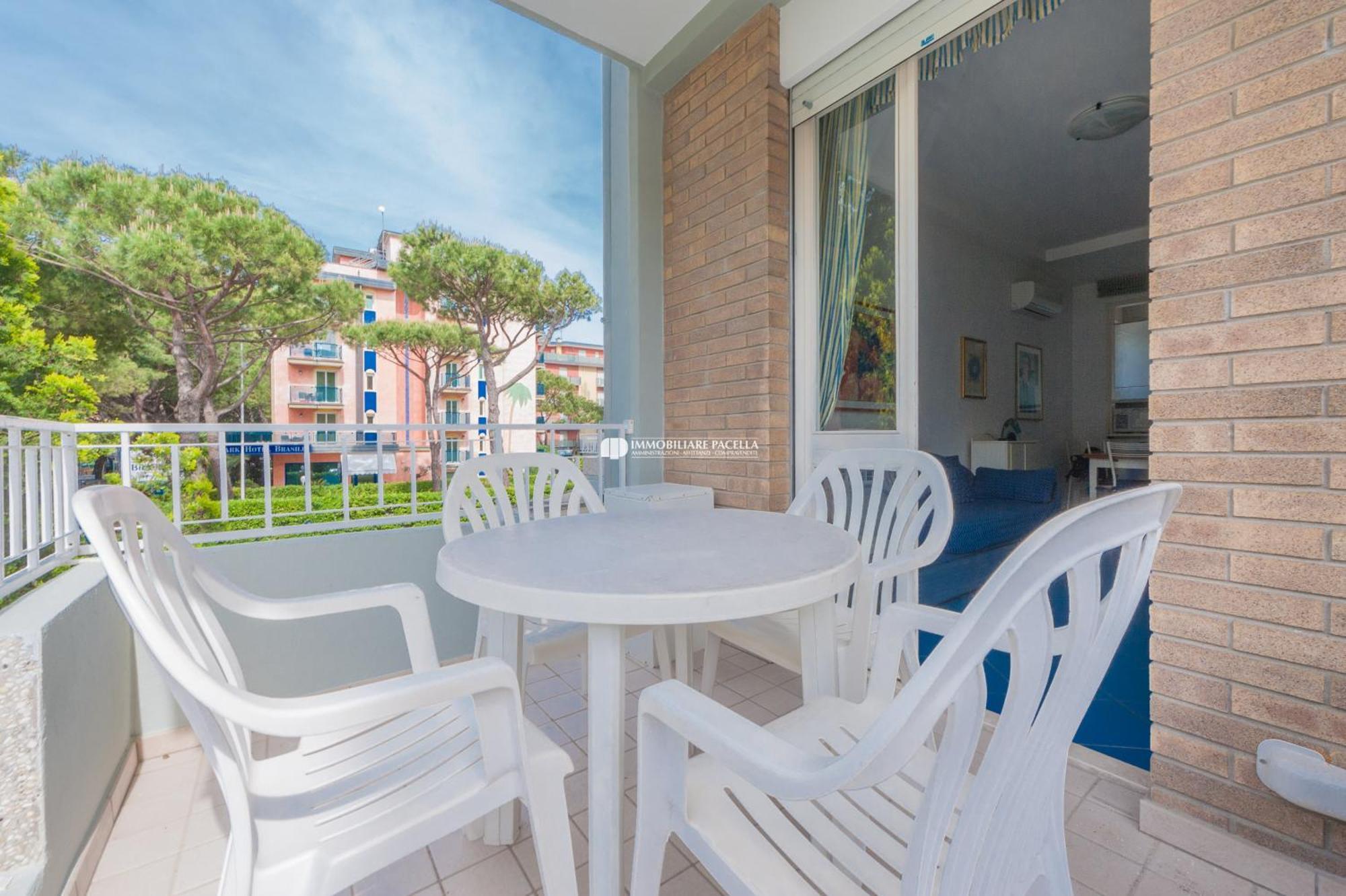 Residence Puerto Del Sol Immobiliare Pacella リド・ディ・イエゾロ エクステリア 写真